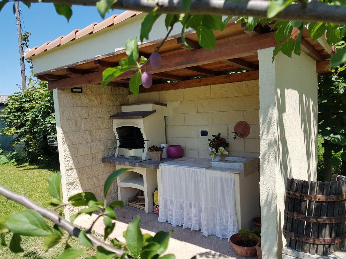 Appartamenti Ca'Melia Sarzana Exterior foto
